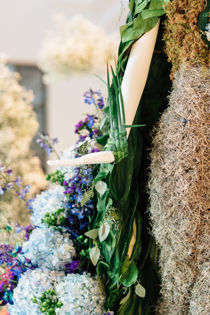 Shoreline Steward at The Hilton Niagara Falls, Fleurs de Villes, Crescent Gardens Florist (8)