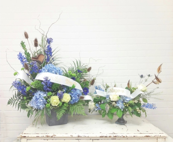 Soothing Blues Crescent Style Pedestal and Boho Style Table Centerpiece