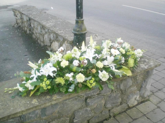 Whte and Green Classic All Around Style Casket Spray